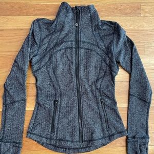 Lululemon zip up, size 6